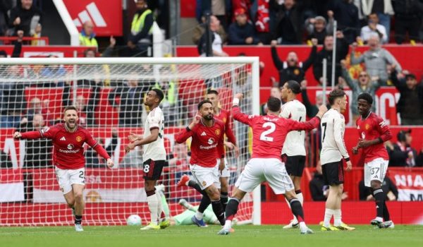 MAINOO SEALS UNITED WIN
